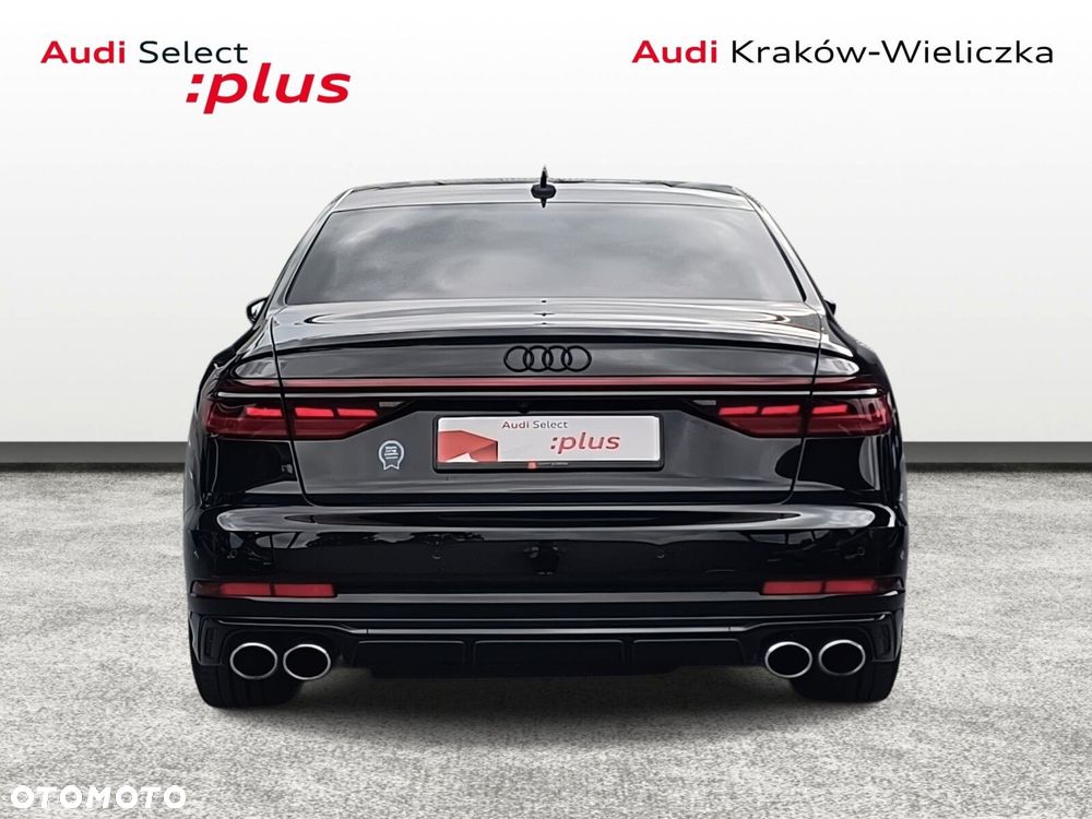 Audi S8 - 5
