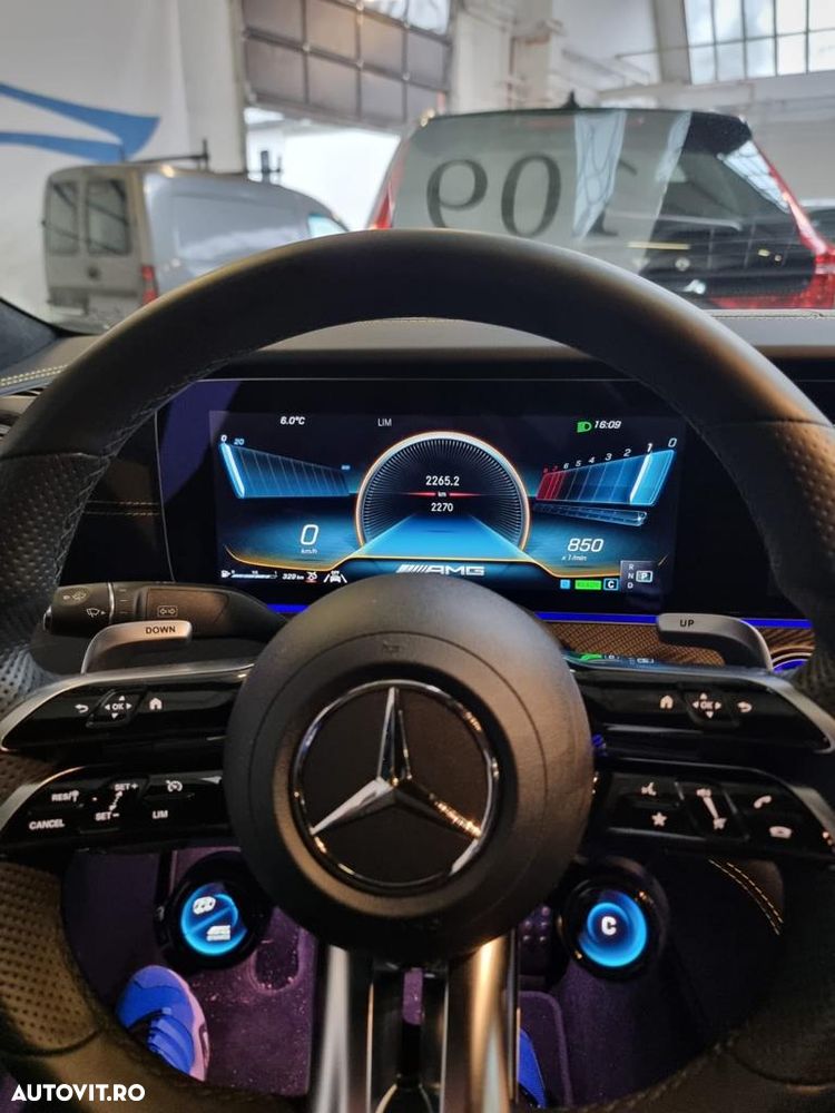 Mercedes-Benz AMG GT 4-door Coupe - 27