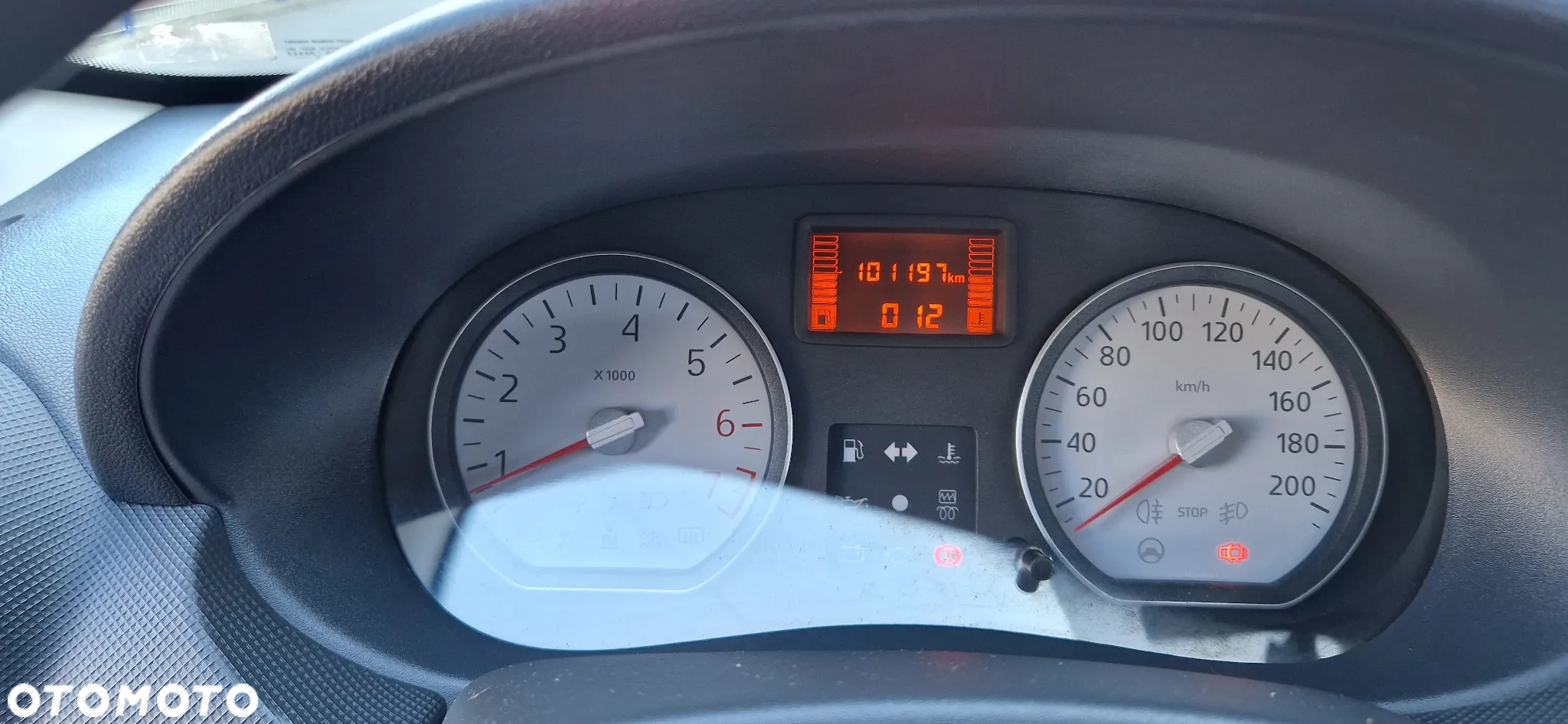 Dacia Sandero - 10