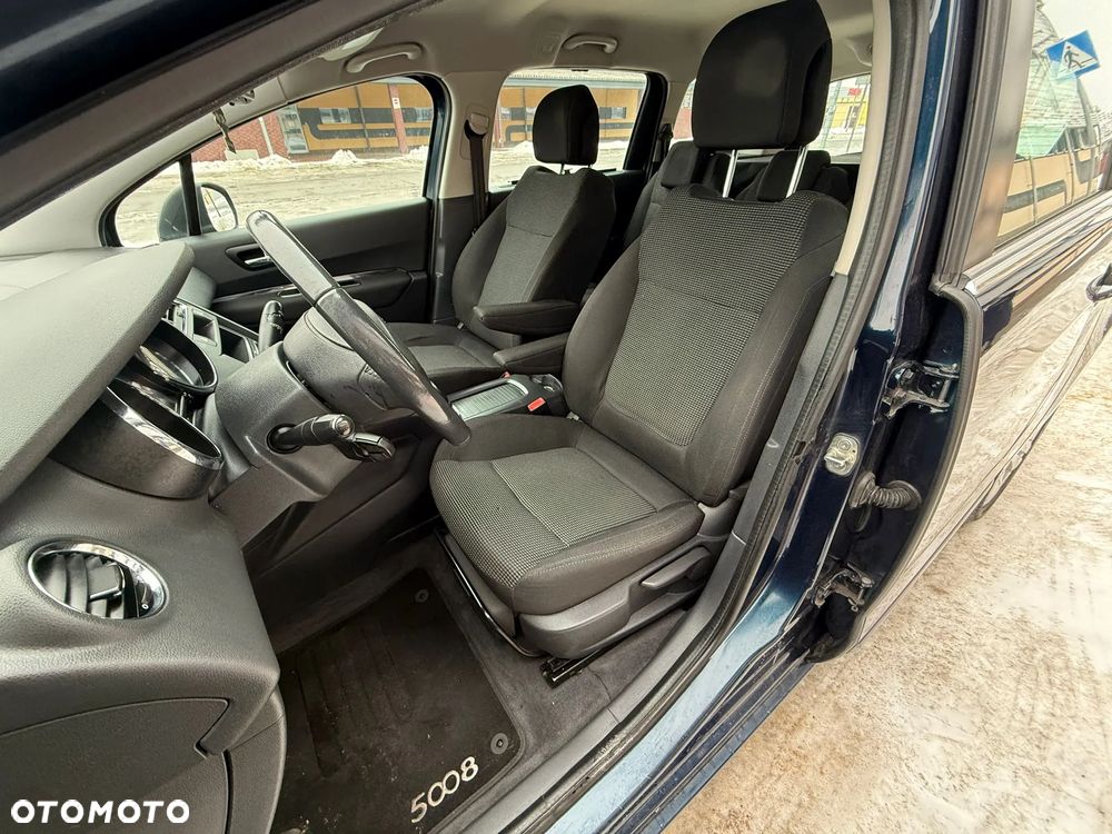 Peugeot 5008 - 27
