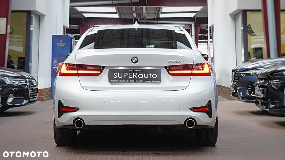 BMW Seria 3 320d - 10