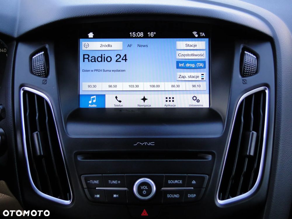 Ford Focus SW 1.5 EcoBoost S&S ST-LINE X - 11