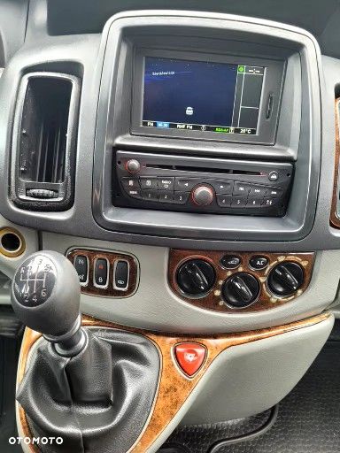 Opel Vivaro - 12