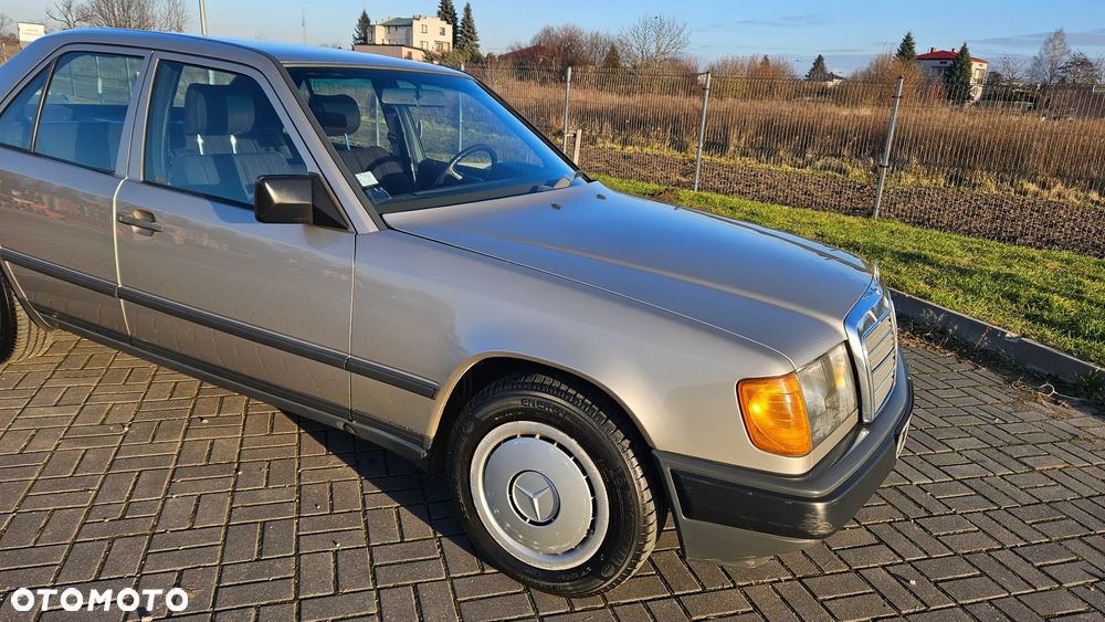 Mercedes-Benz W124 (1984-1993) - 6