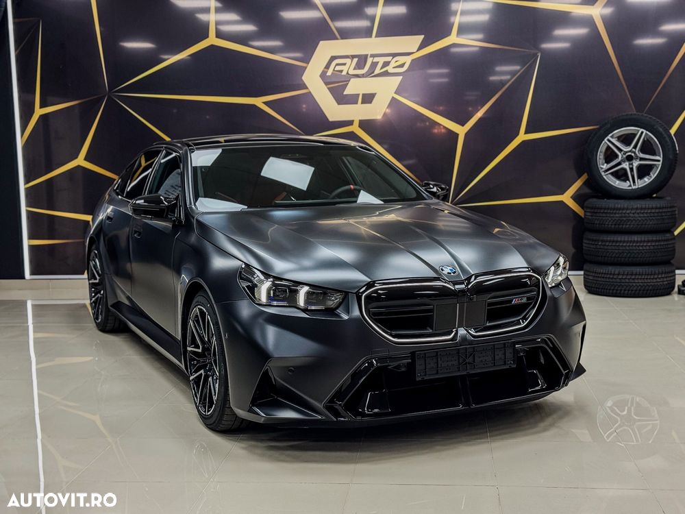 BMW M5 xDrive AT PHEV - 1