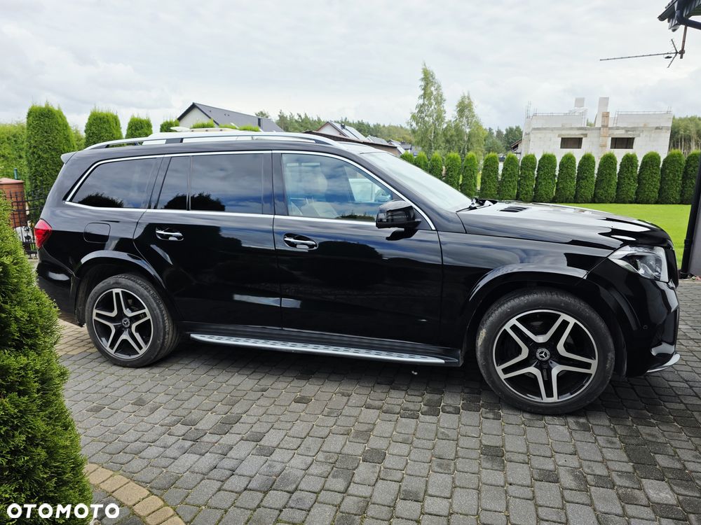 Mercedes-Benz GLS - 13