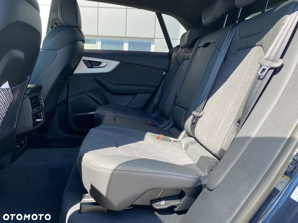 Audi Q8 - 11
