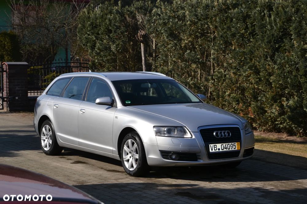 Audi A6 Avant - 1