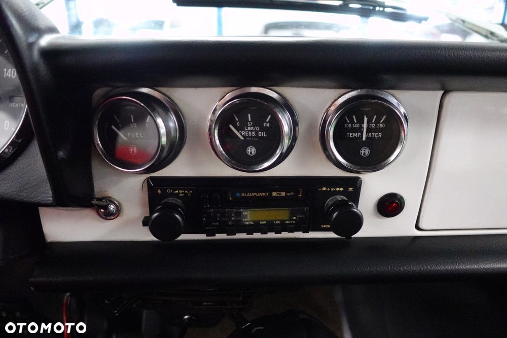 Alfa Romeo Spider - 22