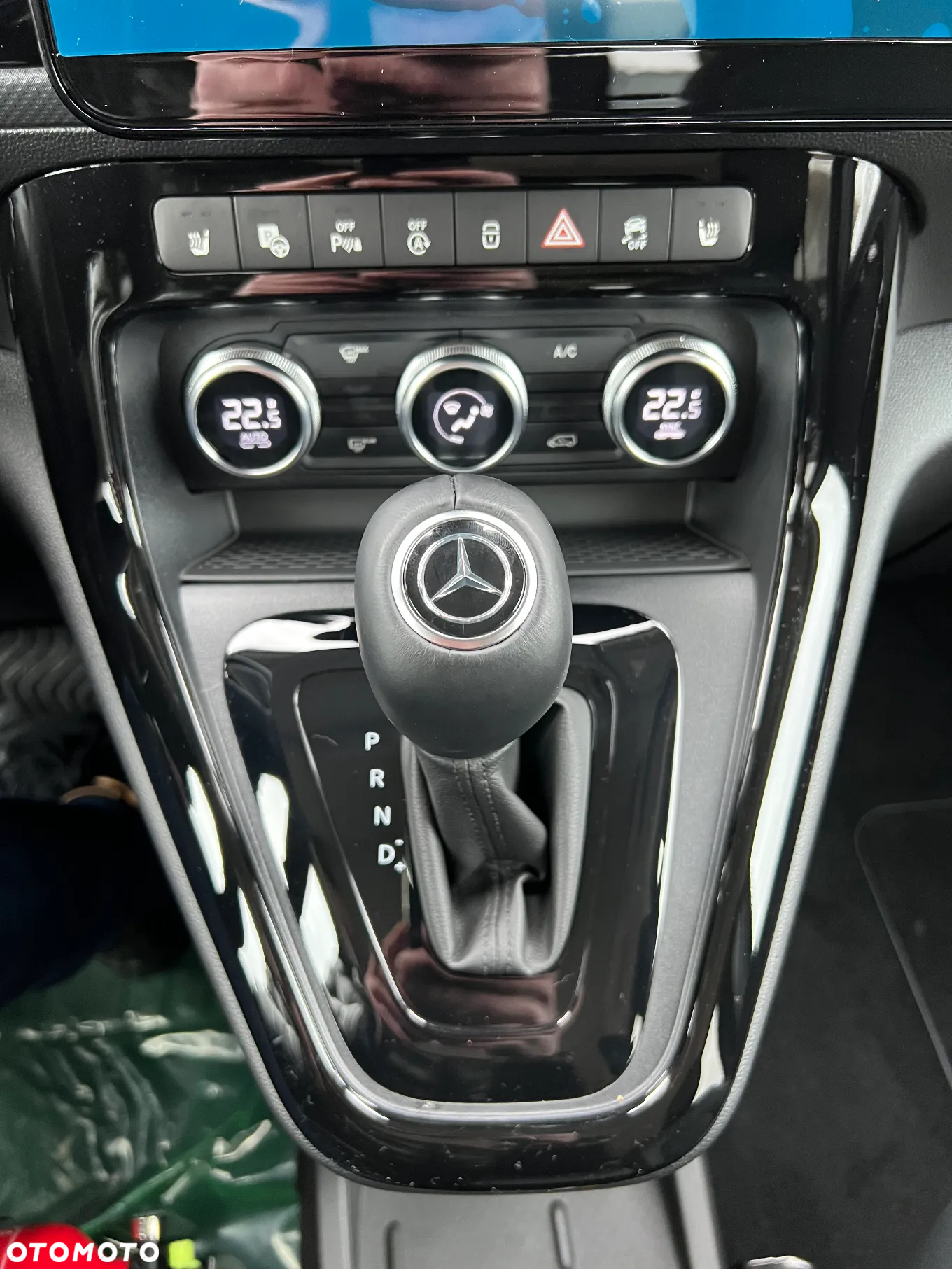 Mercedes-Benz Klasa T 180 d Automatik - 27