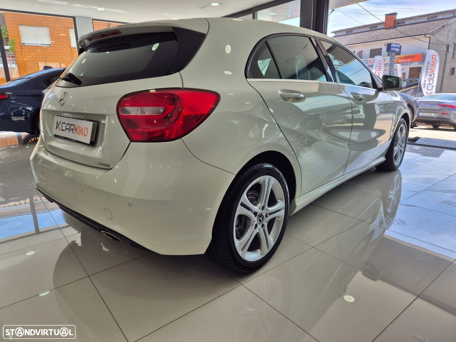 Mercedes-Benz A 180 d Urban - 6