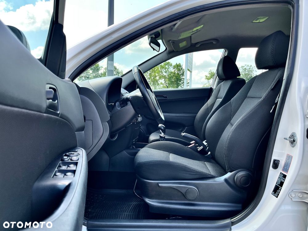 Hyundai i30 1.4 FIFA WM Edition - 18