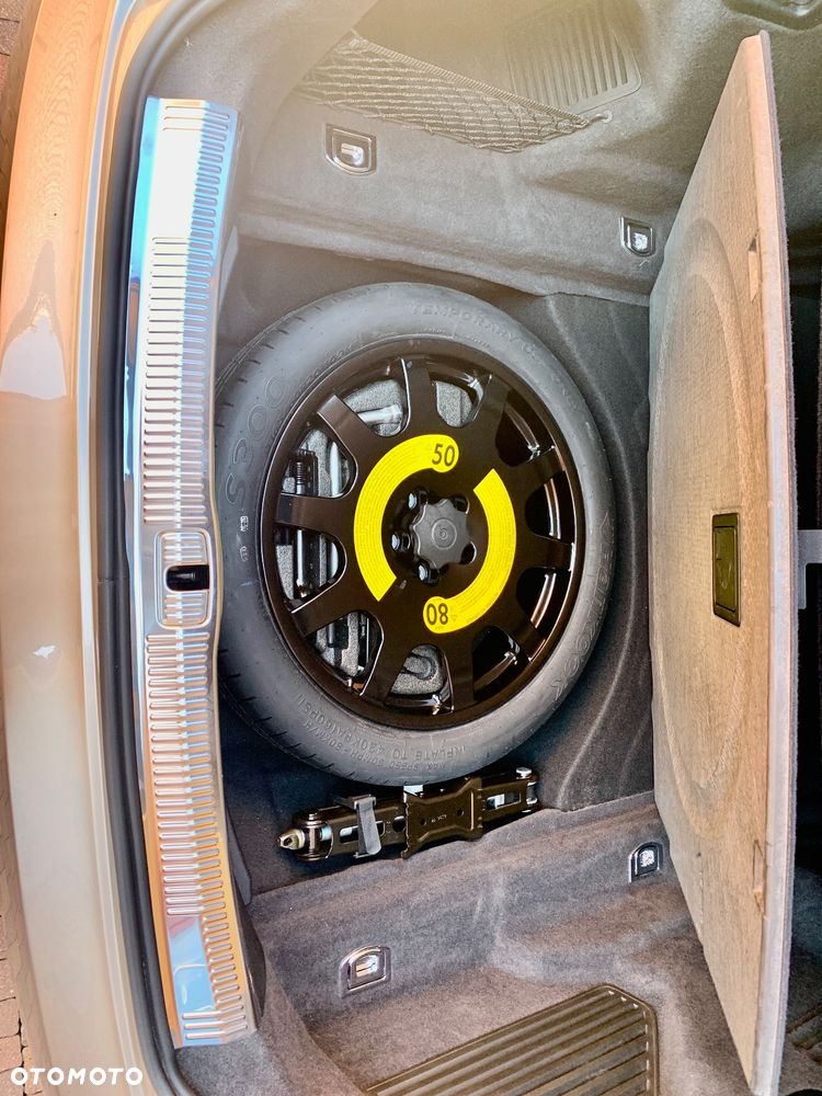 Audi A8 L 55 TFSI quattro tiptronic - 22