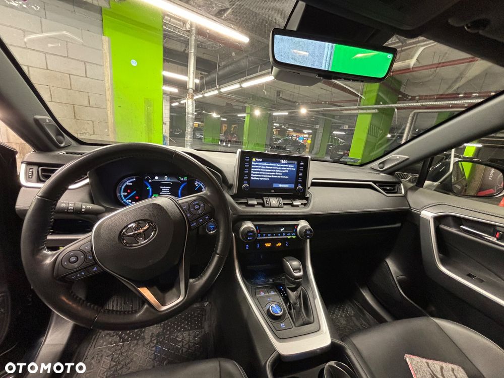 Toyota RAV4 2.5 Hybrid Black Edition by JBL 4x4 - 17