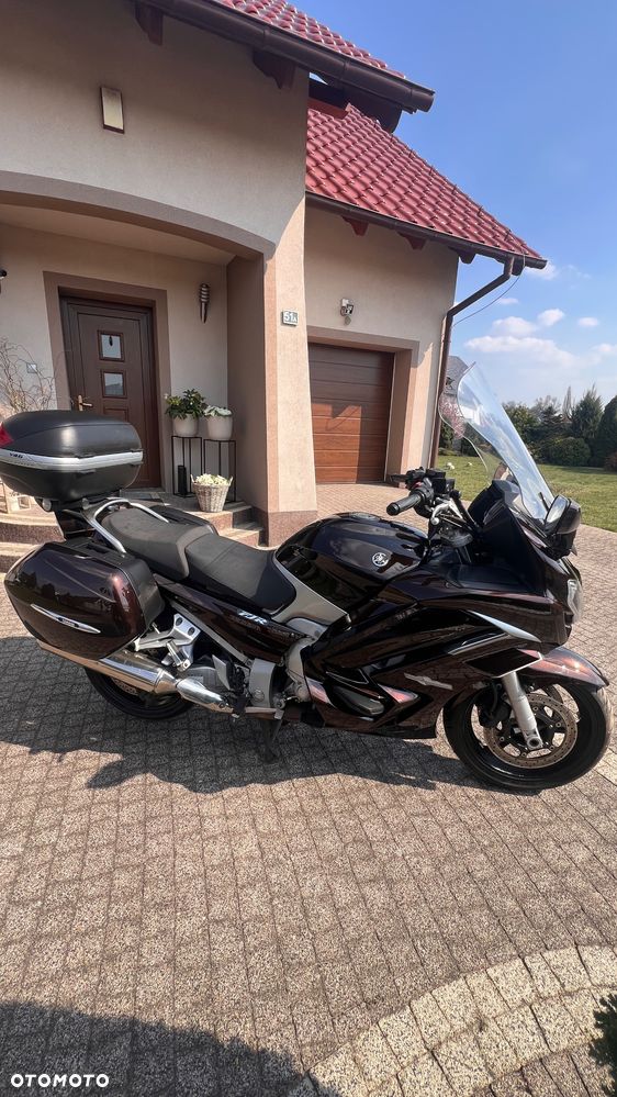 Yamaha FJR - 7