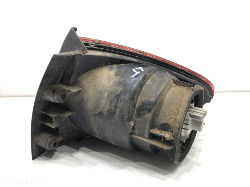 LAMPA LEWY TYŁ  SEAT ALTEA (5P1) 2004 - 2022 1.6 75 kW [102 KM] benzyna 2004 - 2022 5P0945095D - 2