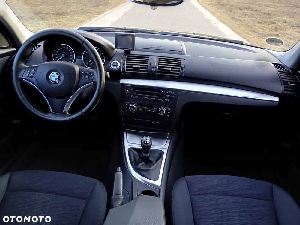 BMW Seria 1 - 28