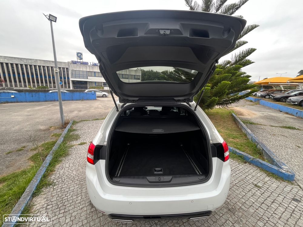 Peugeot 308 SW BlueHDi 130 Stop & Start GT Pack - 23