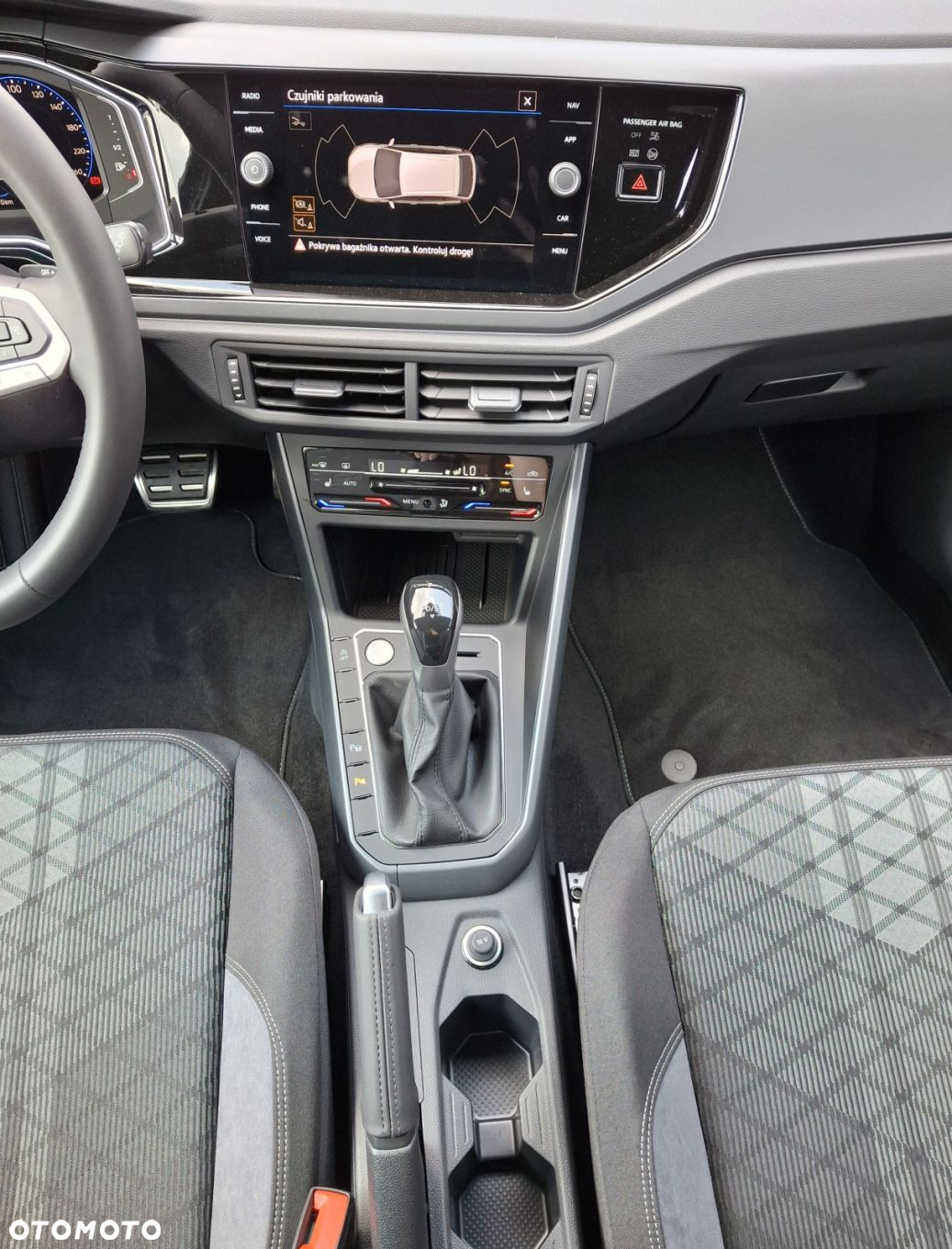 Volkswagen Taigo 1.0 TSI R-Line DSG - 23