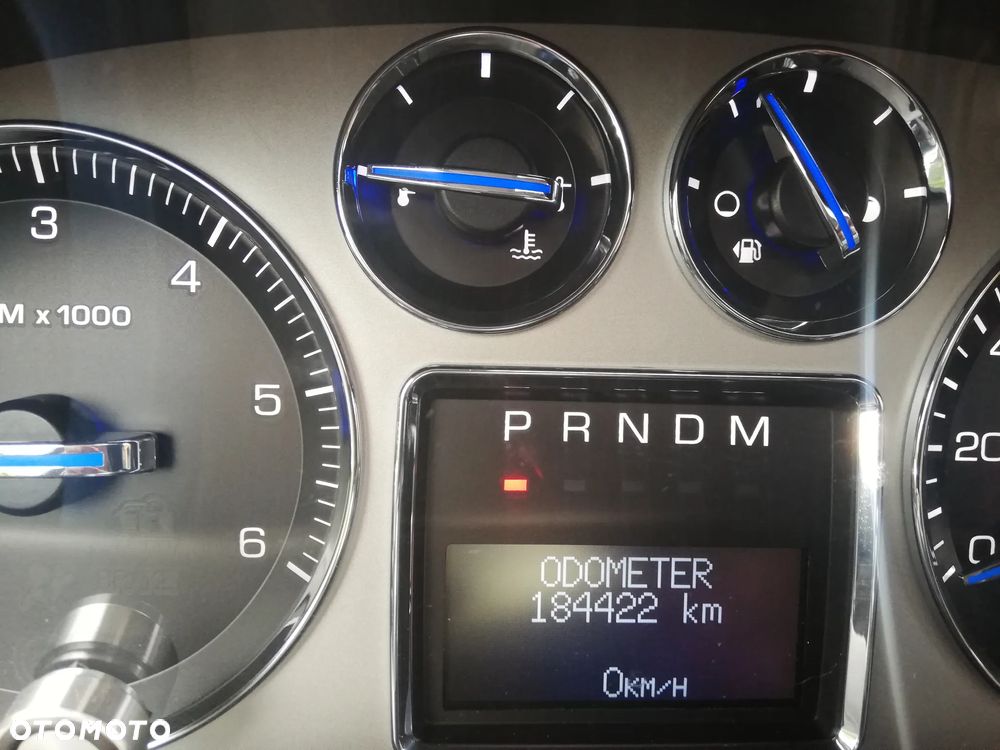 Cadillac Escalade 6.2 V8 Platinum - 8