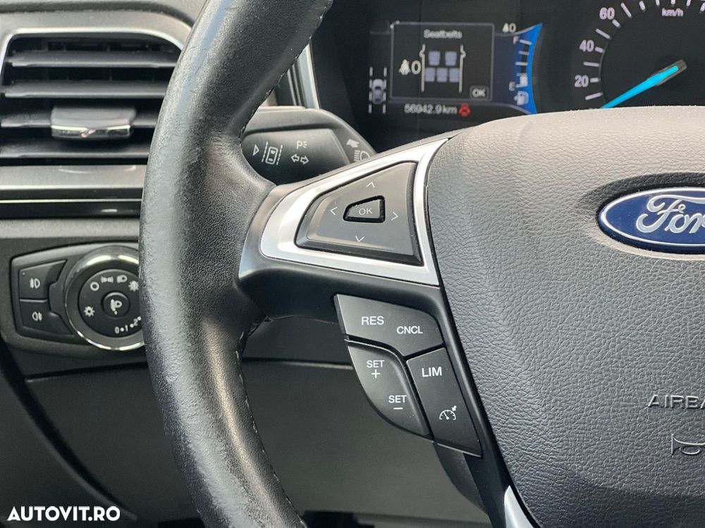 Ford Mondeo 2.0 HEV Titanium - 21