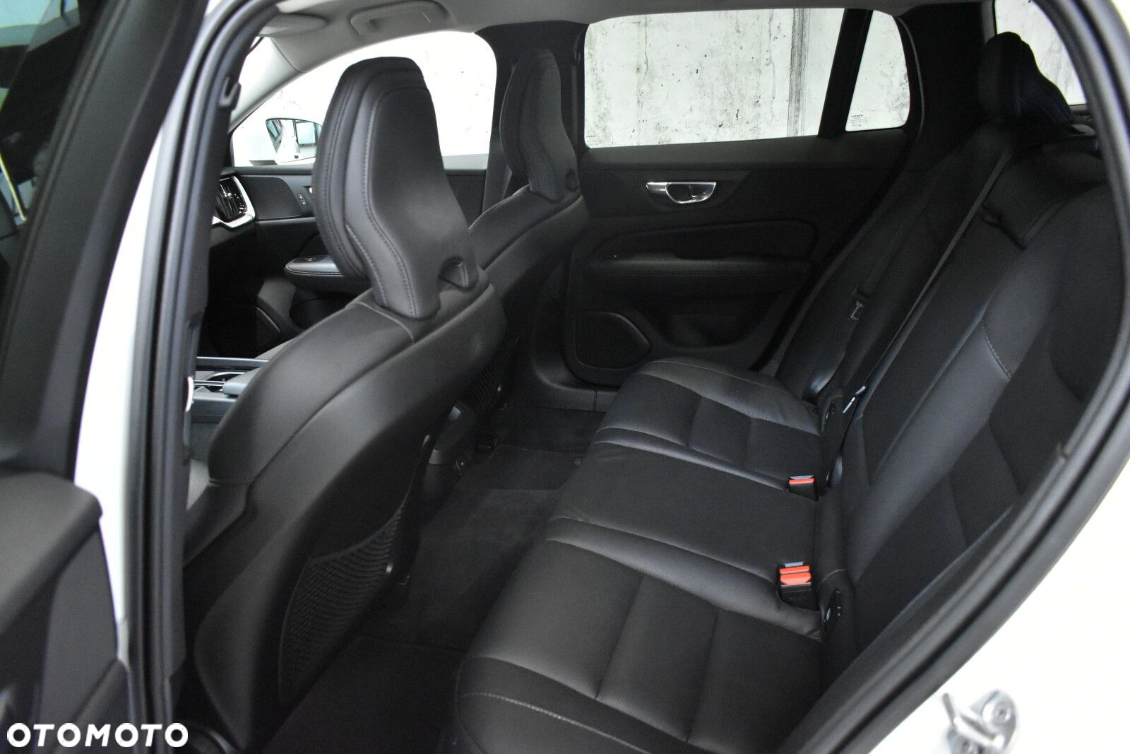 Volvo V60 Cross Country - 19
