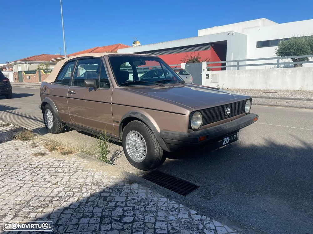 VW Golf 1.8 GTI - 1