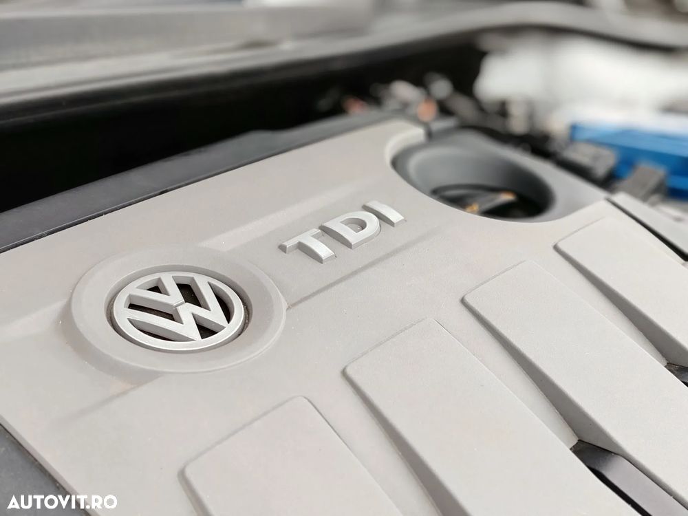 Volkswagen Golf - 31