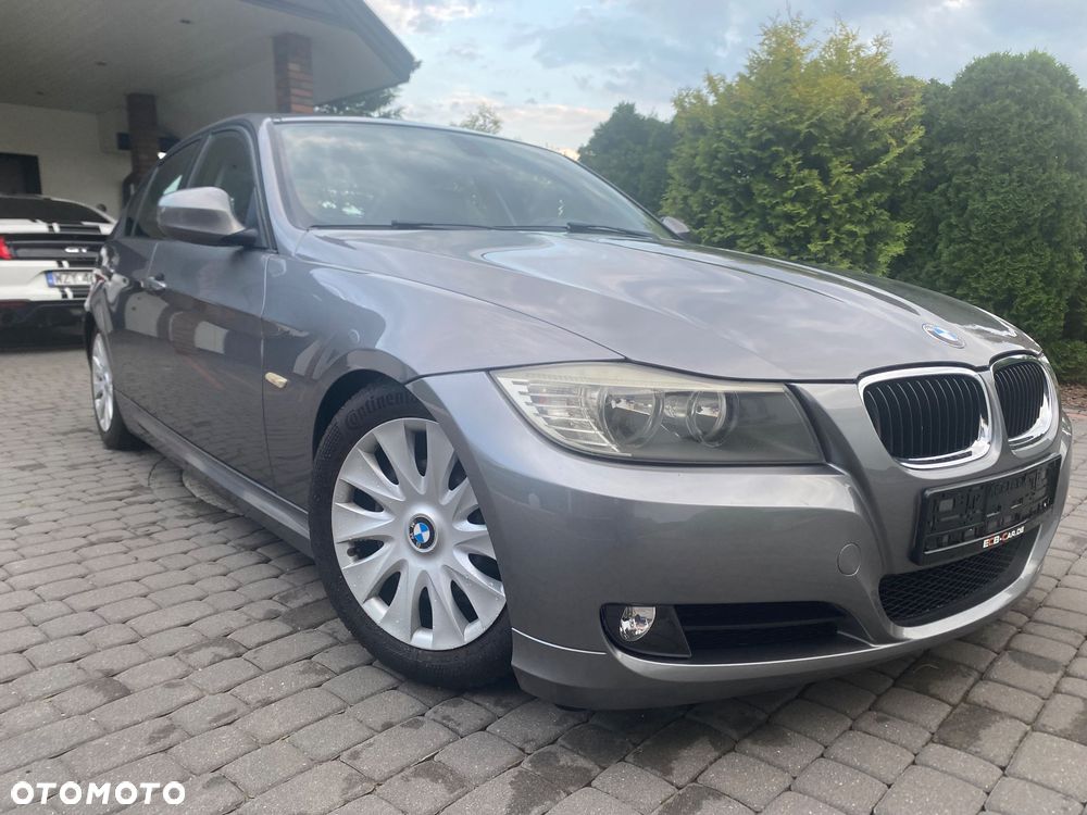 BMW Seria 3 318d Sport Line - 2