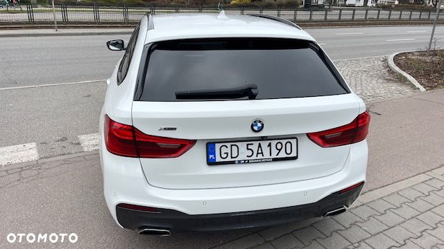 BMW Seria 5 520d xDrive M Sport sport - 27