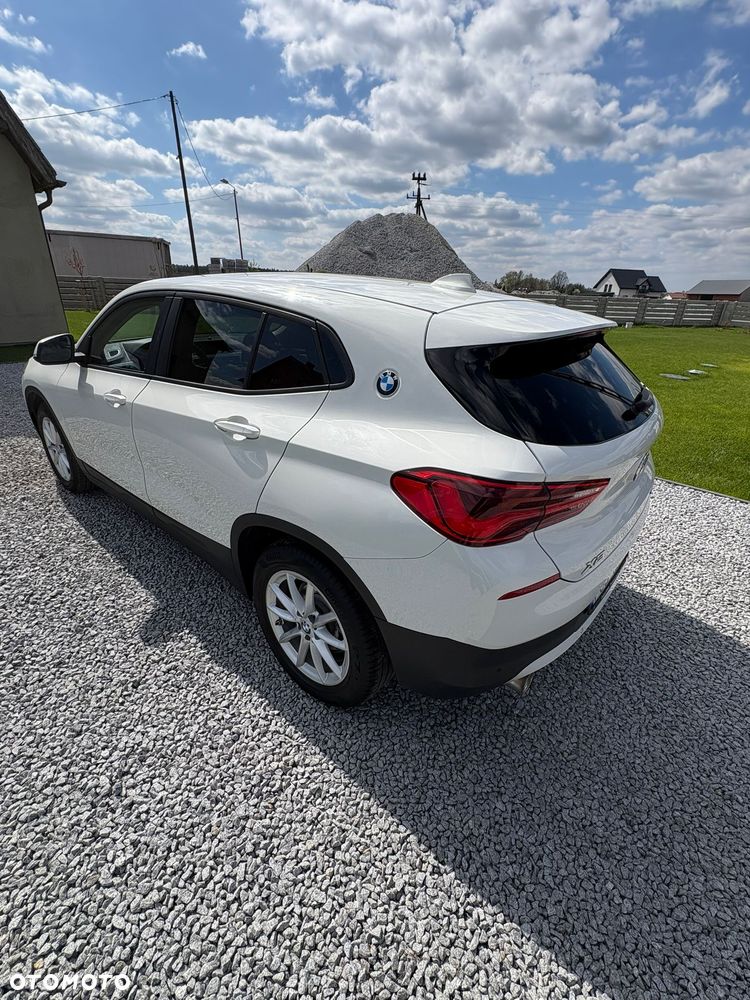 BMW X2 sDrive18i Advantage Plus - 9