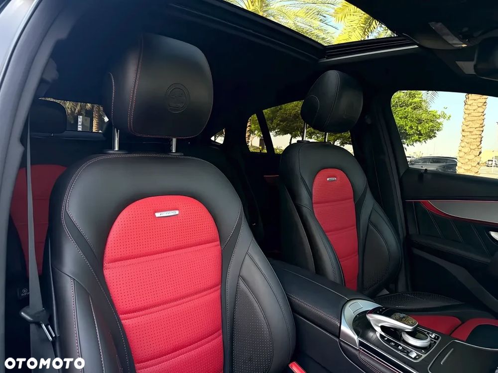 Mercedes-Benz GLC AMG 63 S 4Matic+ AMG Speedshift MCT - 11