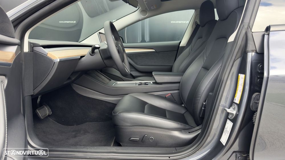 Tesla Model 3 Standard Range Plus RWD - 11