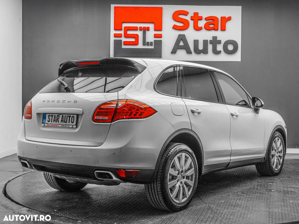 Porsche Cayenne - 7