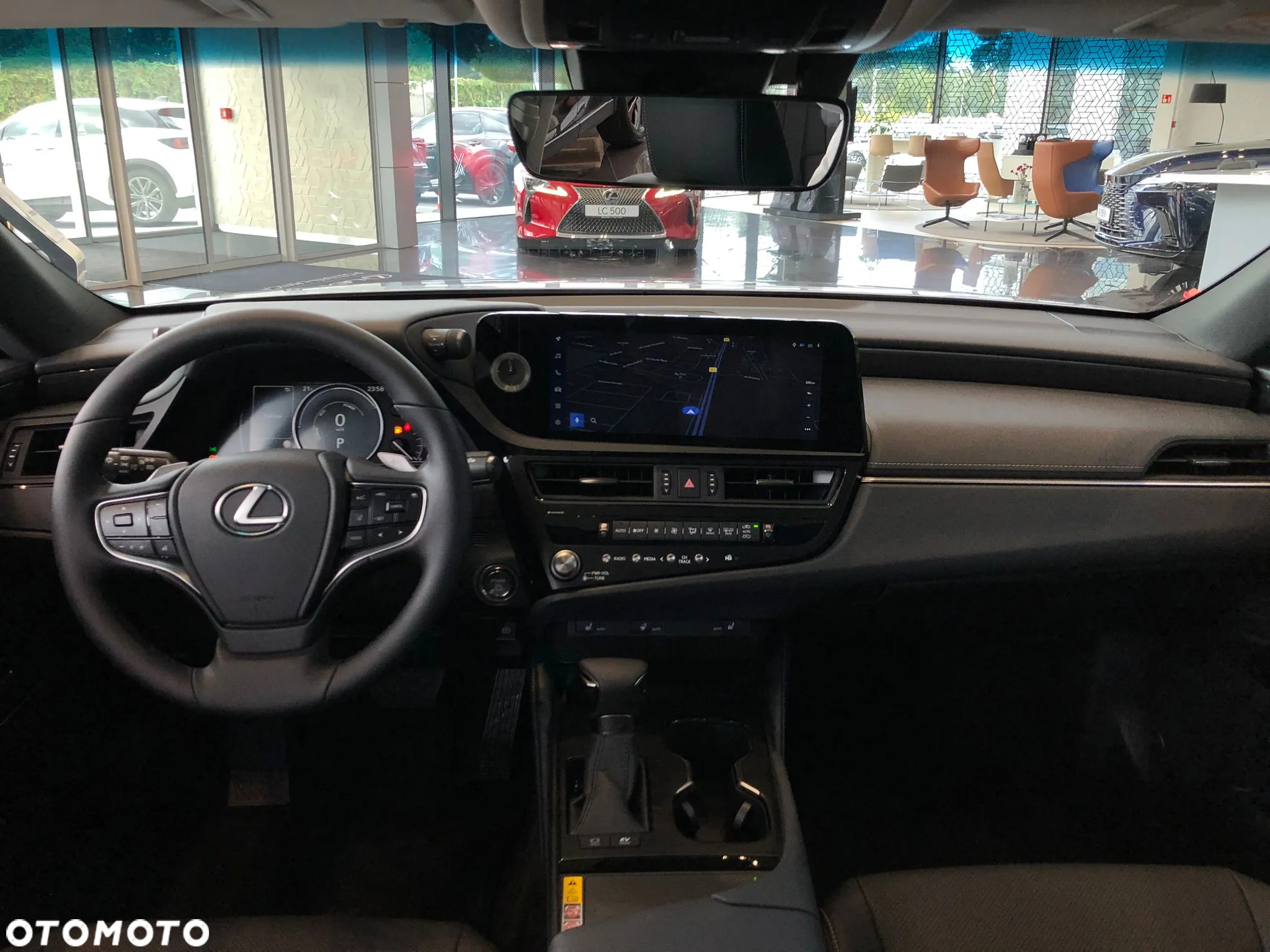 Lexus ES 300h Business Edition - 17