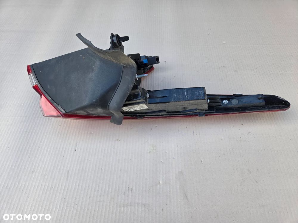 Lampa tylna prawa Citroen C5X 9834936380 - 9