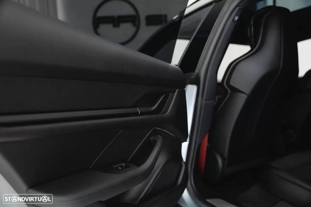 Porsche Taycan Sport Turismo 4S - 42