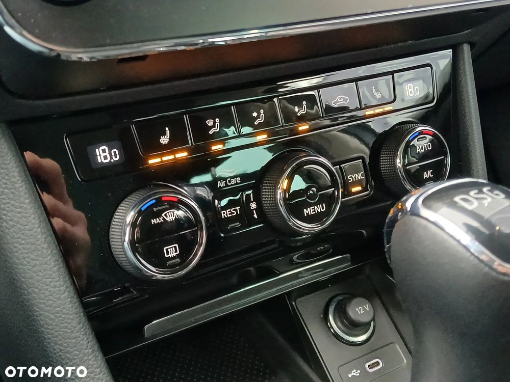 Skoda Superb 2.0 TDI SCR Style DSG - 19