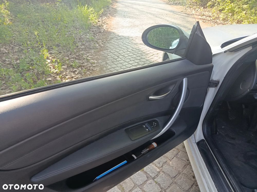 BMW Seria 1 118d - 8
