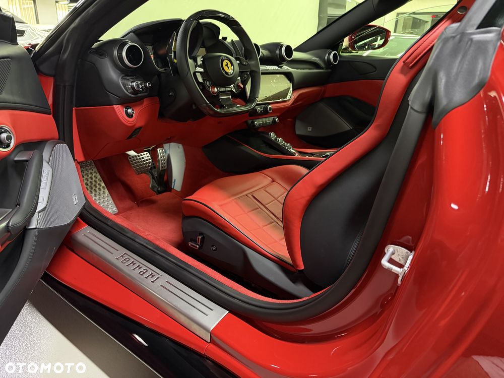 Ferrari Portofino M - 7