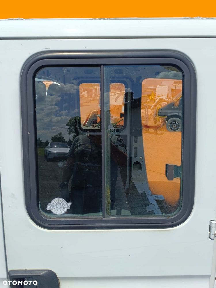 drzwi prawe tył dubel kabina doka iveco daily 99-14 master 98-10 - 10