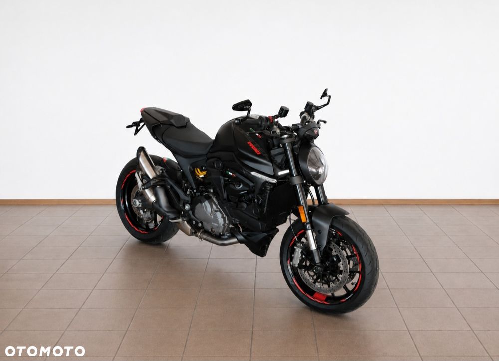Ducati Monster - 1