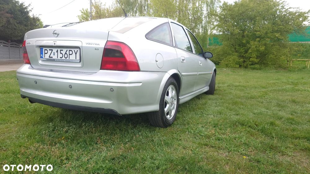 Opel Vectra - 11
