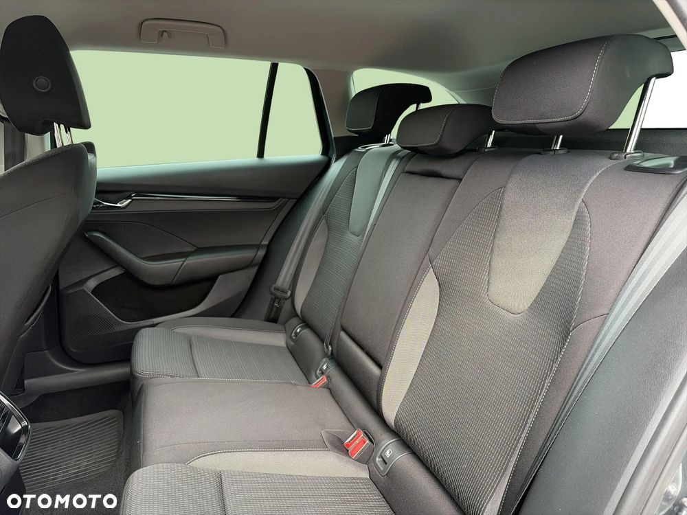 Skoda Octavia 1.4 TSI Plug-In Hybrid Style DSG - 14