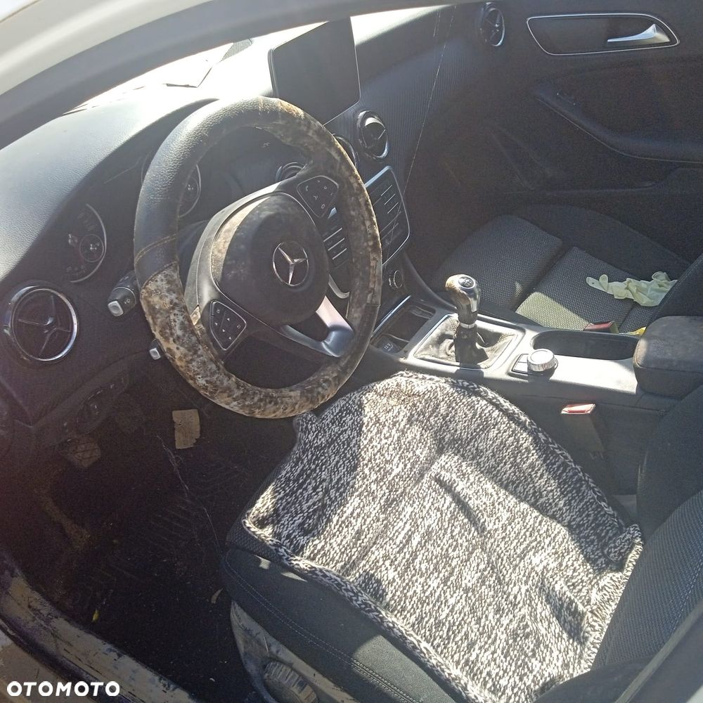 Mercedes-Benz GLA 200 (CDI) d AMG Line - 14