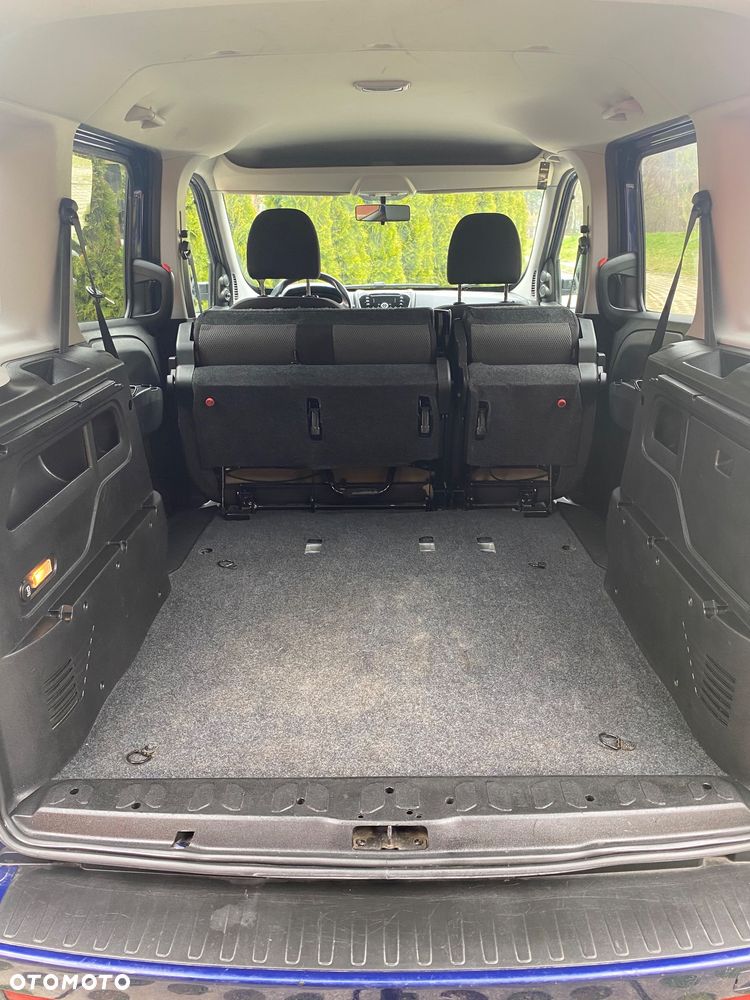 Fiat Doblo Dynamic - 15