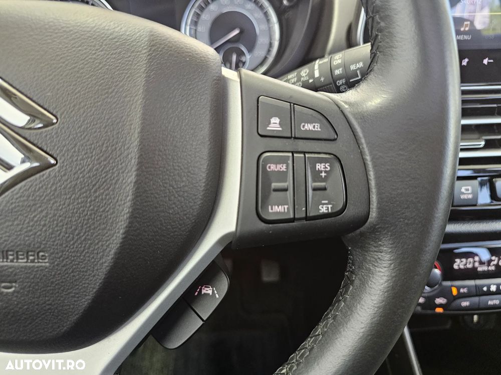 Suzuki S-Cross 1.4 Boosterjet AllGrip MHEV Luxus - 13