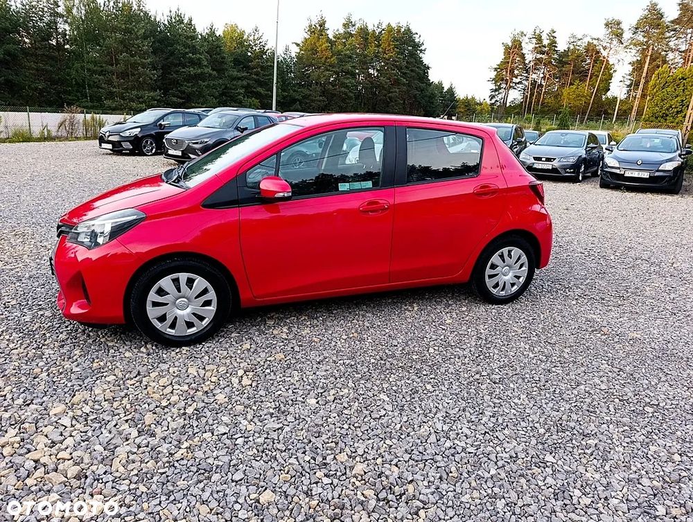 Toyota Yaris 1.0 Sol - 2