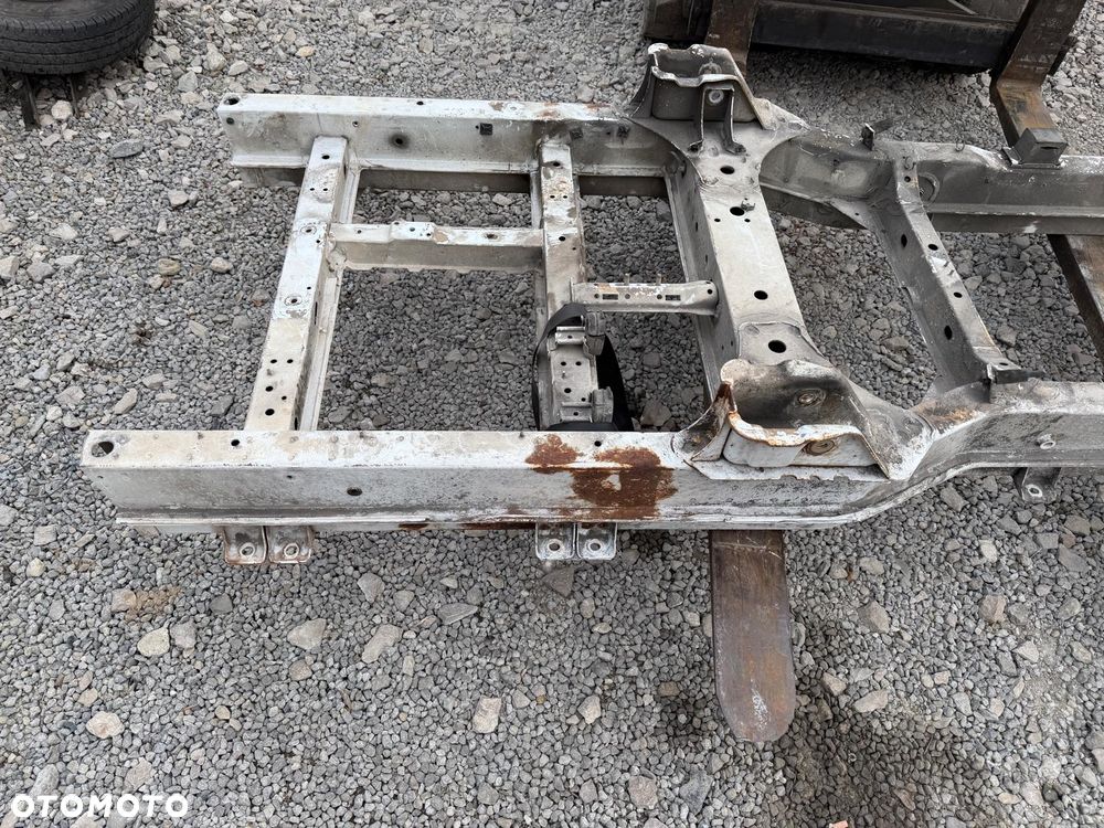 Rama Mercedes Sprinter W906 bliźniak Itallia - 4