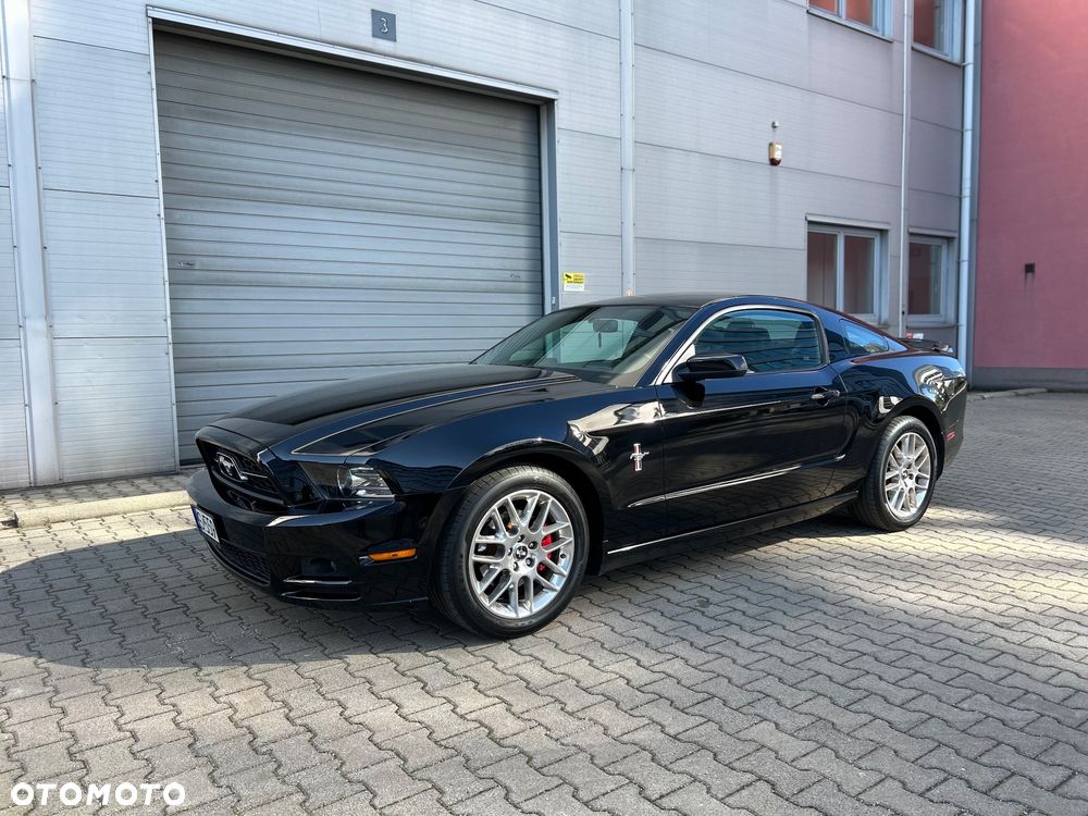 Ford Mustang - 4